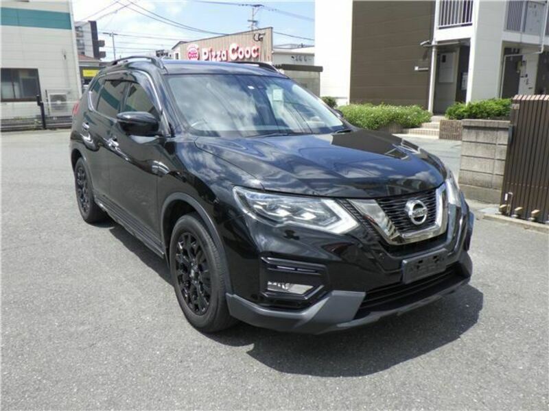 X-TRAIL-1