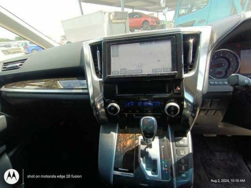 ALPHARD-10