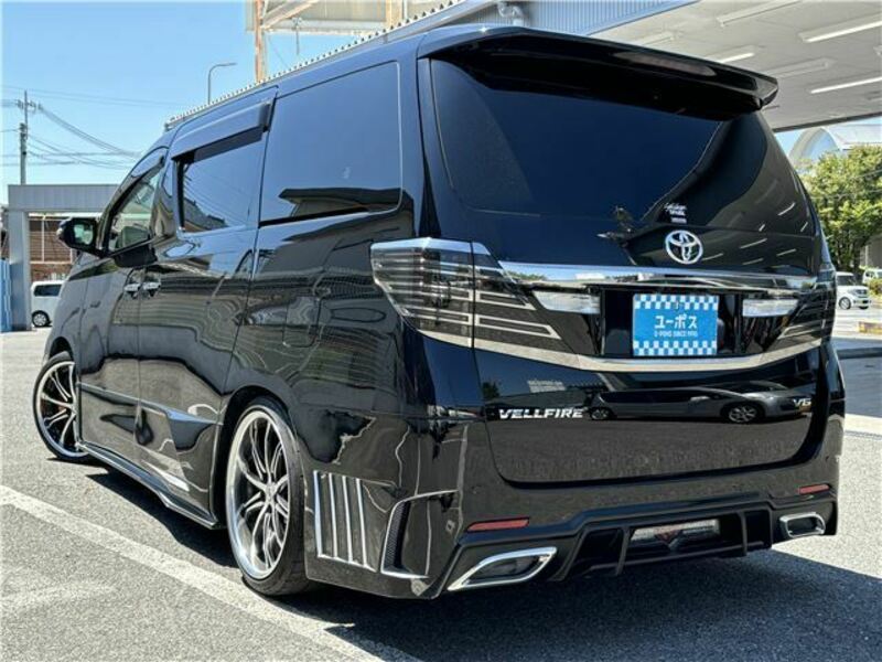 VELLFIRE-16