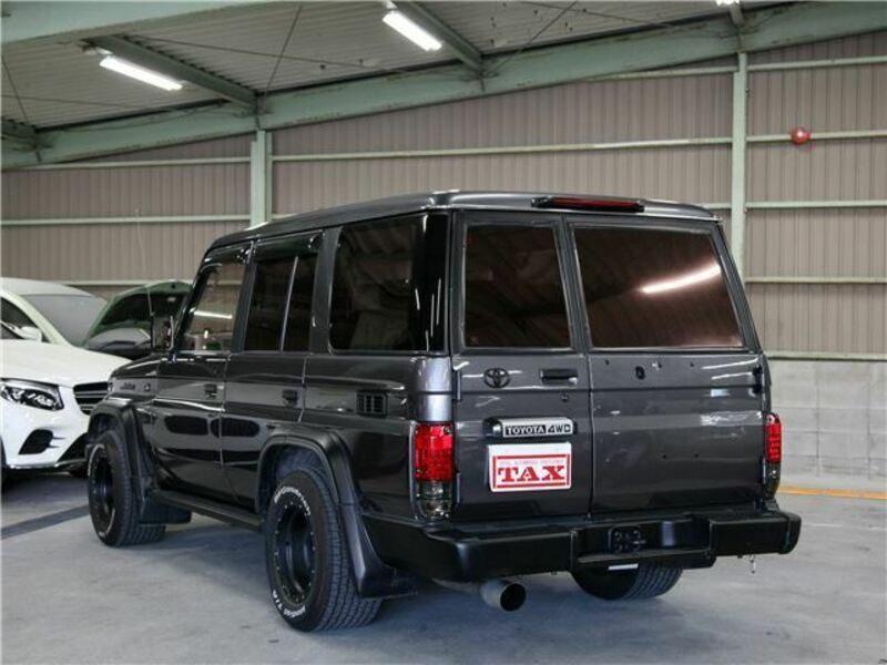 LAND CRUISER PRADO-33