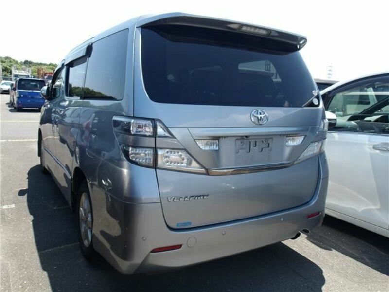 VELLFIRE-2