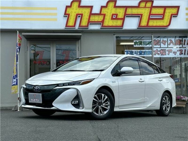 TOYOTA　PRIUS PHV