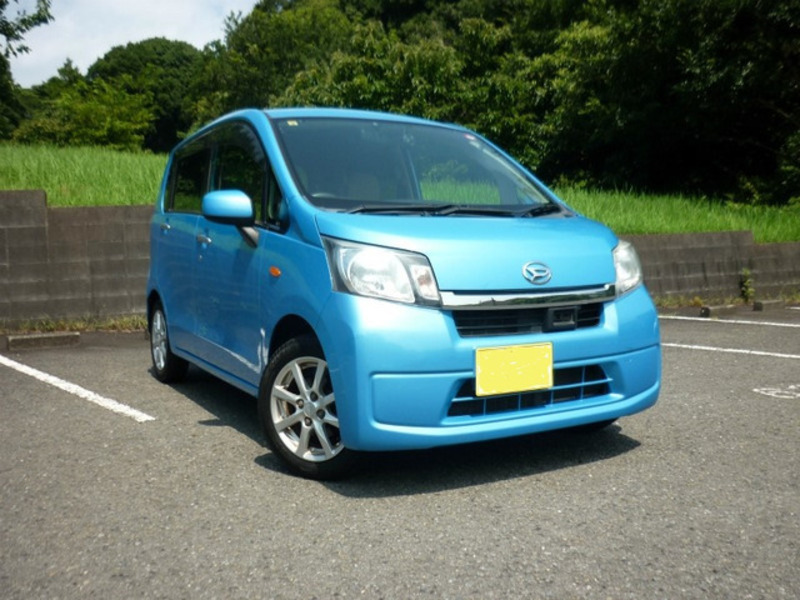 DAIHATSU　MOVE