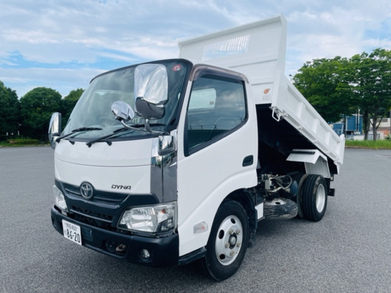 TOYOTA　DYNA