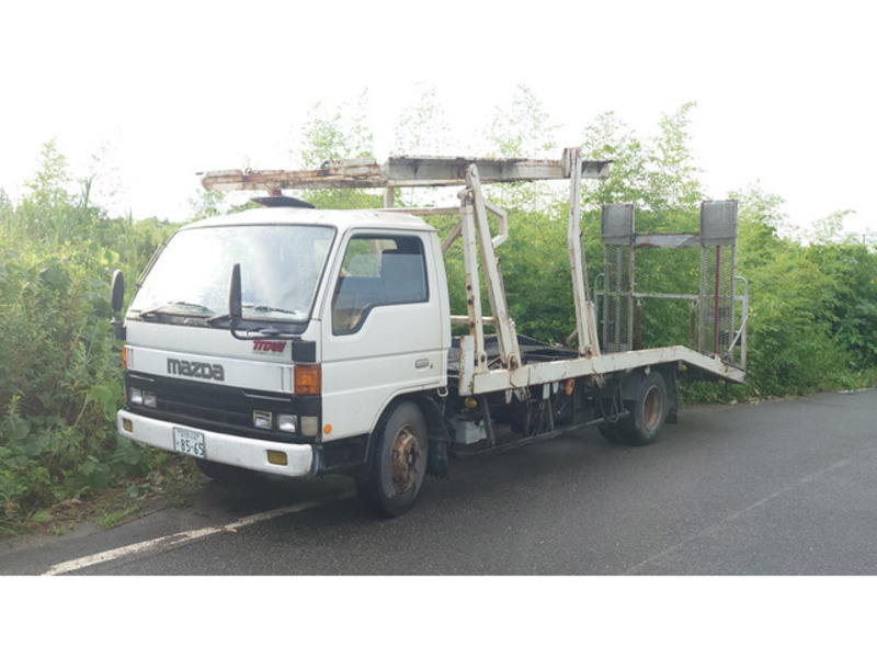 ISUZU　ELF