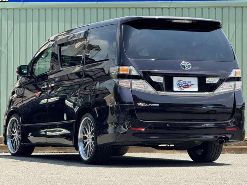 VELLFIRE-10