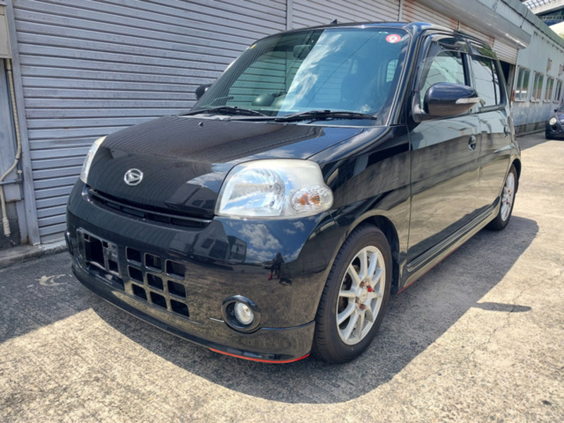 DAIHATSU　ESSE