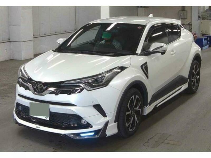 TOYOTA　C-HR