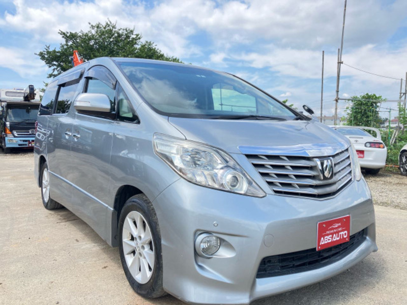 TOYOTA　ALPHARD