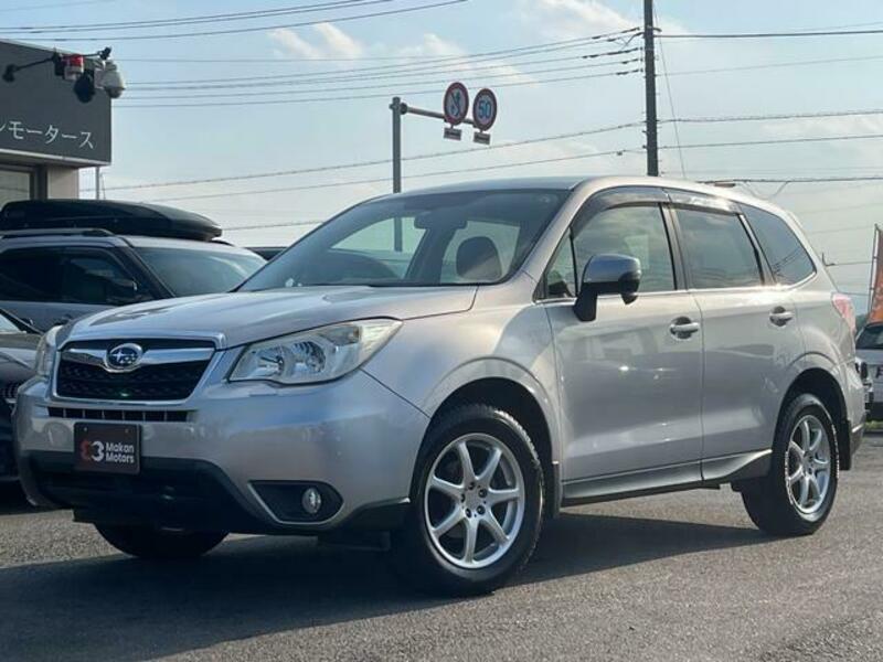 SUBARU　FORESTER