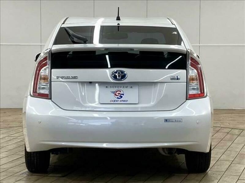 PRIUS-14