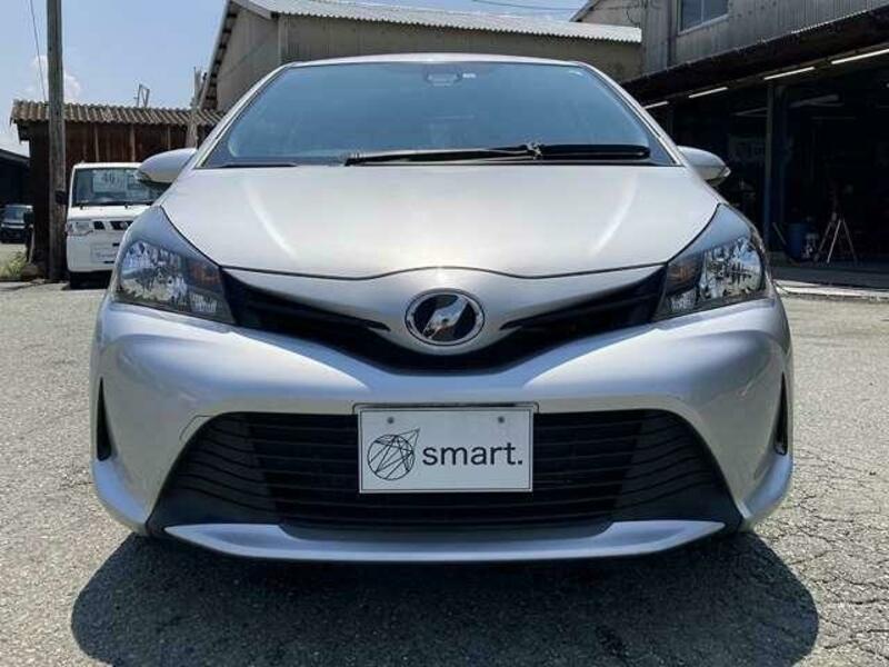 TOYOTA　VITZ