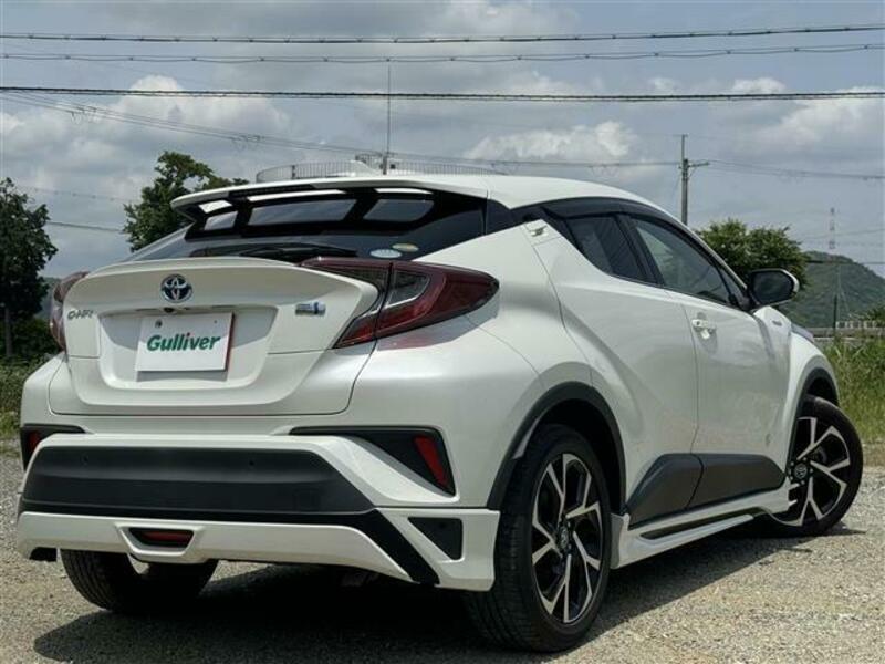 C-HR-7