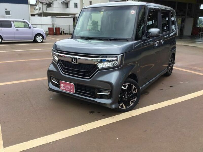 HONDA　N BOX CUSTOM