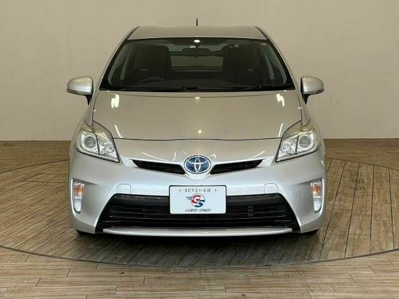 PRIUS-11