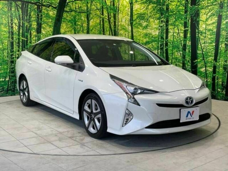 PRIUS-16