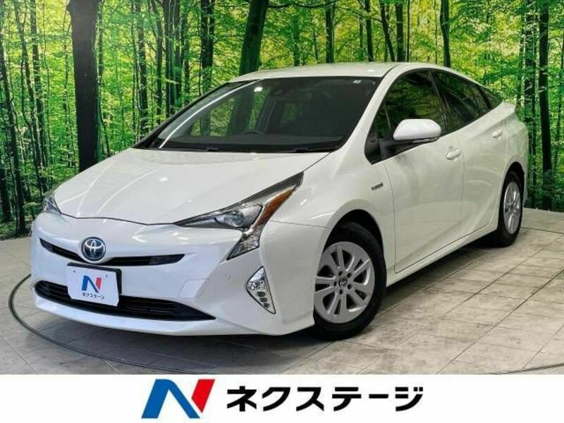 TOYOTA　PRIUS