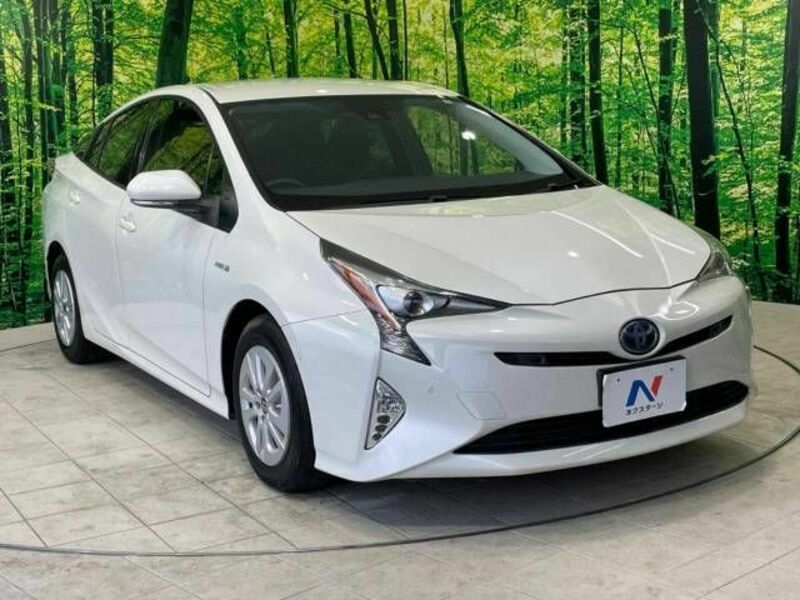 PRIUS-17