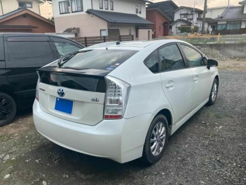 PRIUS-1