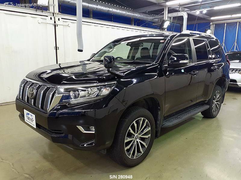 TOYOTA　LAND CRUISER PRADO