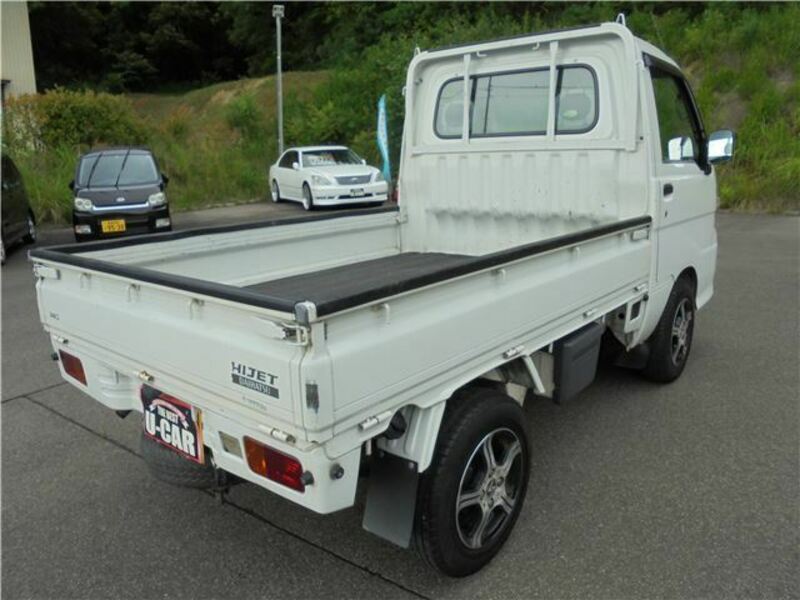 HIJET TRUCK-1