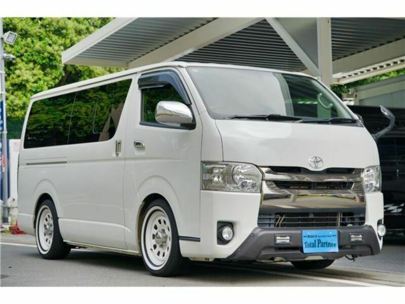 HIACE VAN