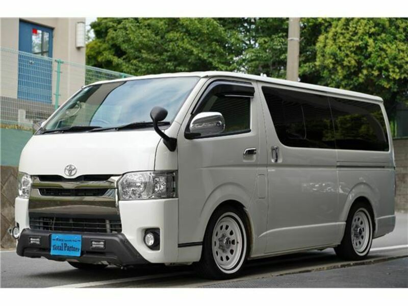 HIACE VAN-3