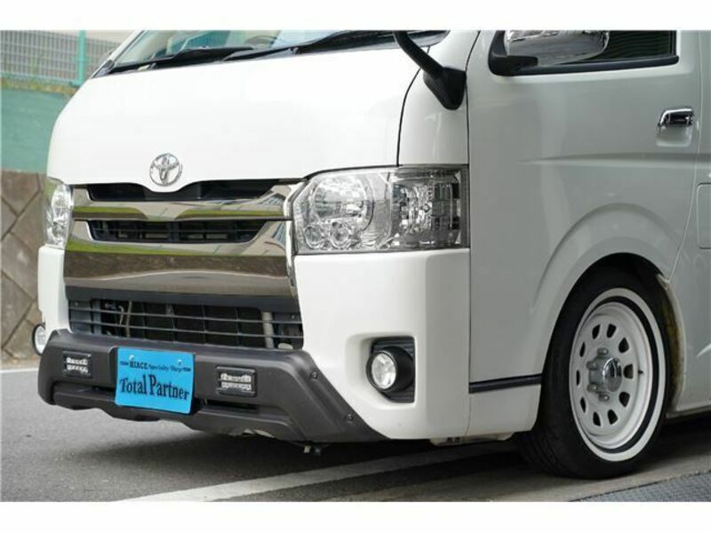 HIACE VAN-4