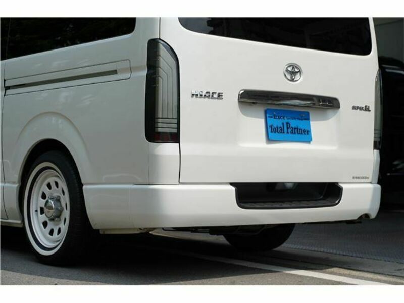 HIACE VAN-18