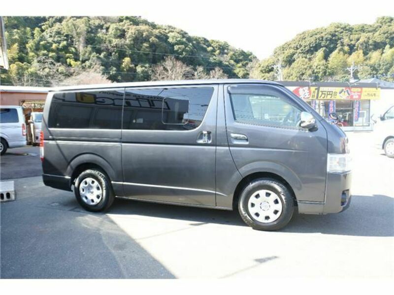 HIACE VAN-32