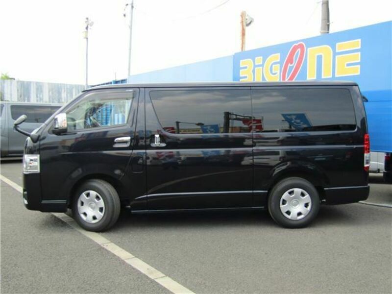 HIACE VAN-4