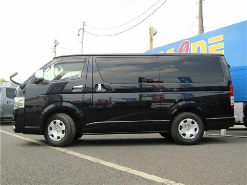 HIACE VAN-6