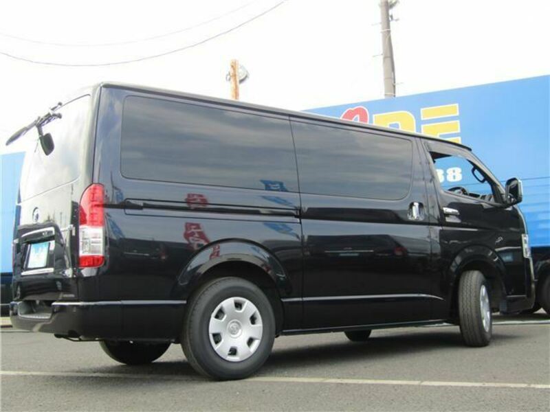 HIACE VAN-27