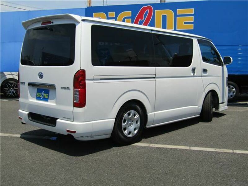 HIACE VAN-26