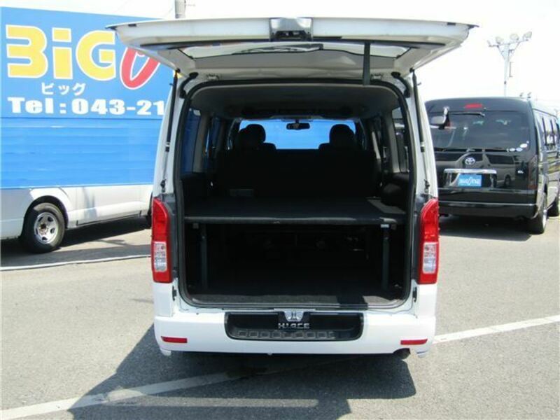 HIACE VAN-29