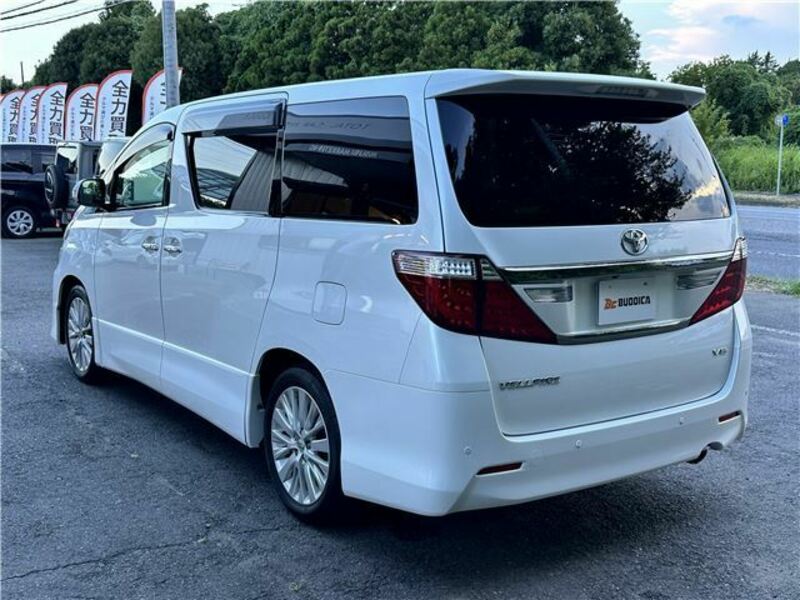 VELLFIRE-1