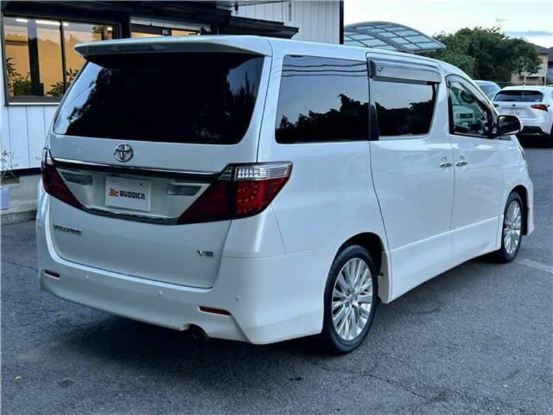 VELLFIRE-8