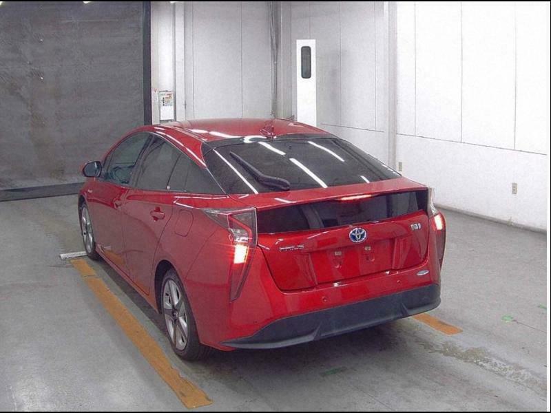 PRIUS-9