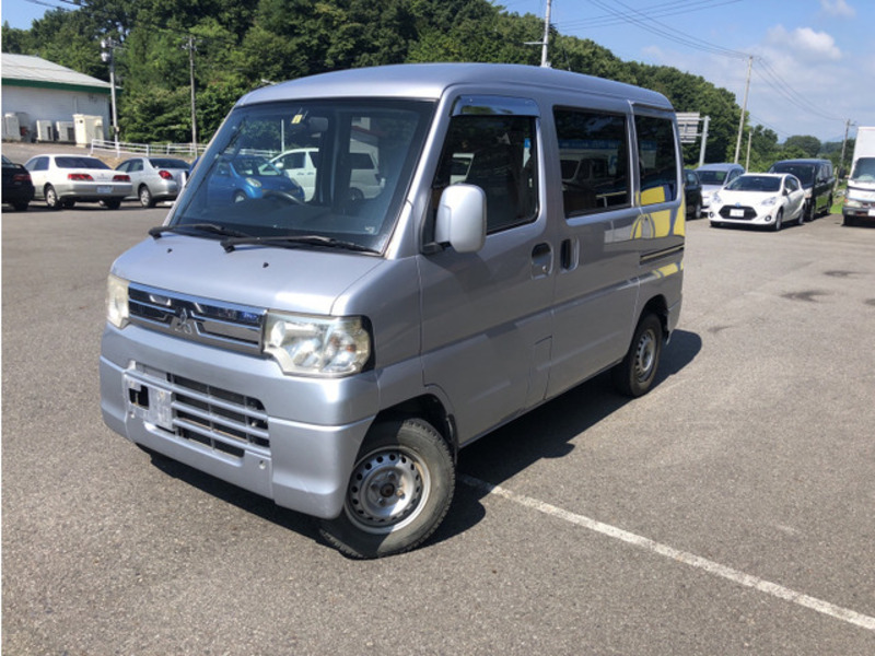 MITSUBISHI　MINICAB VAN