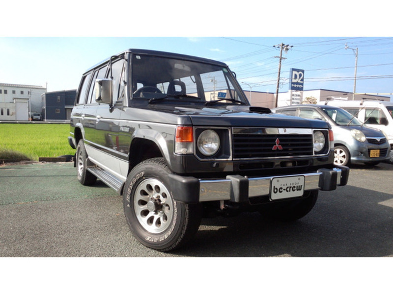 MITSUBISHI　PAJERO