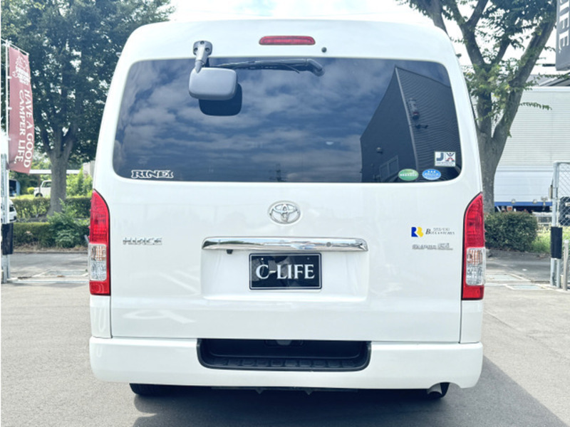 HIACE VAN-13