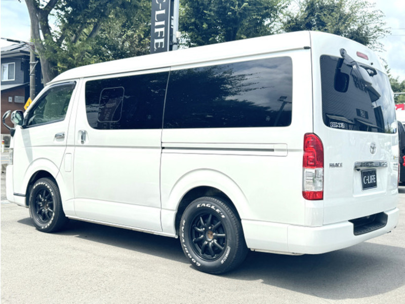 HIACE VAN-12