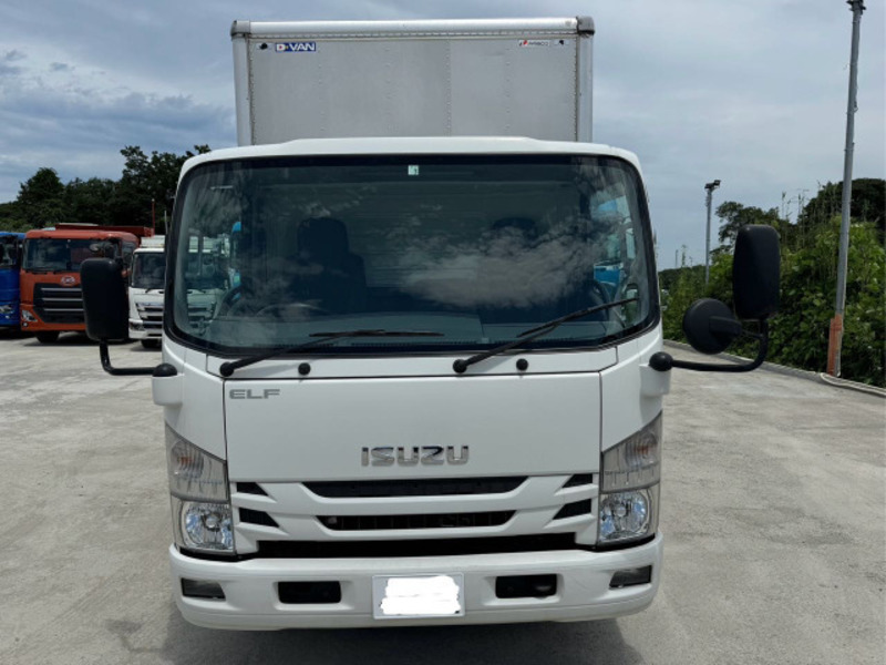 ISUZU　ELF