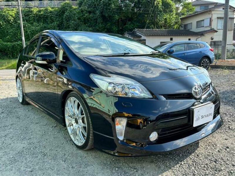 PRIUS-11