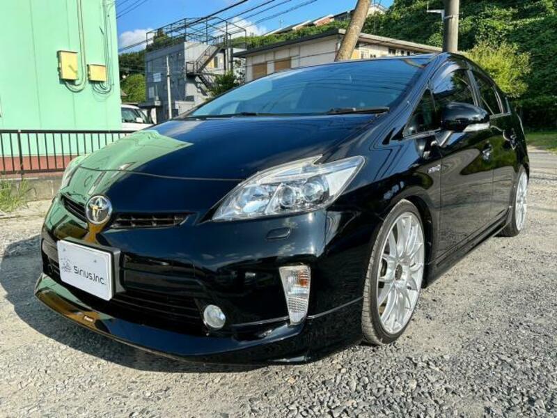 PRIUS-12