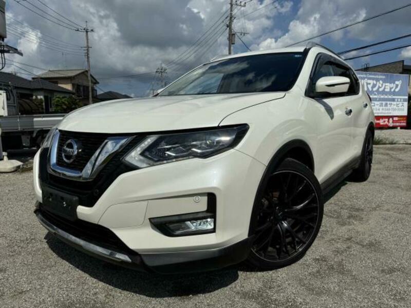 NISSAN　X-TRAIL