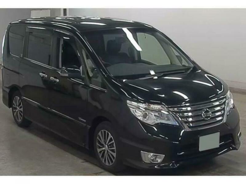 NISSAN　SERENA