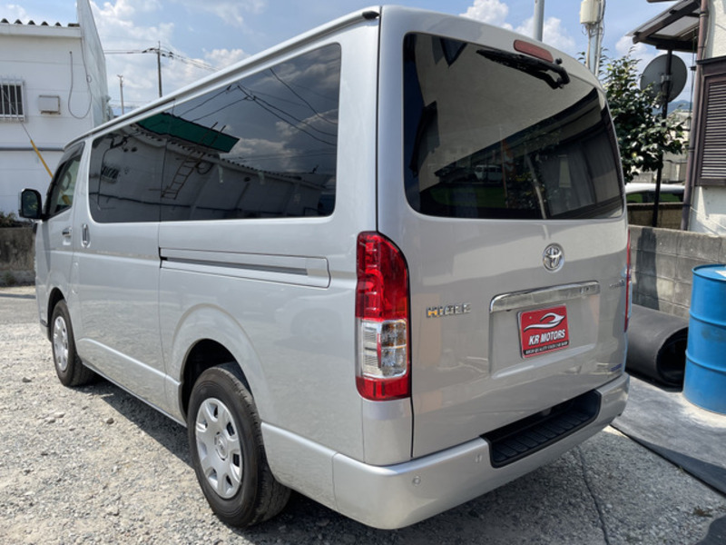 HIACE VAN-6