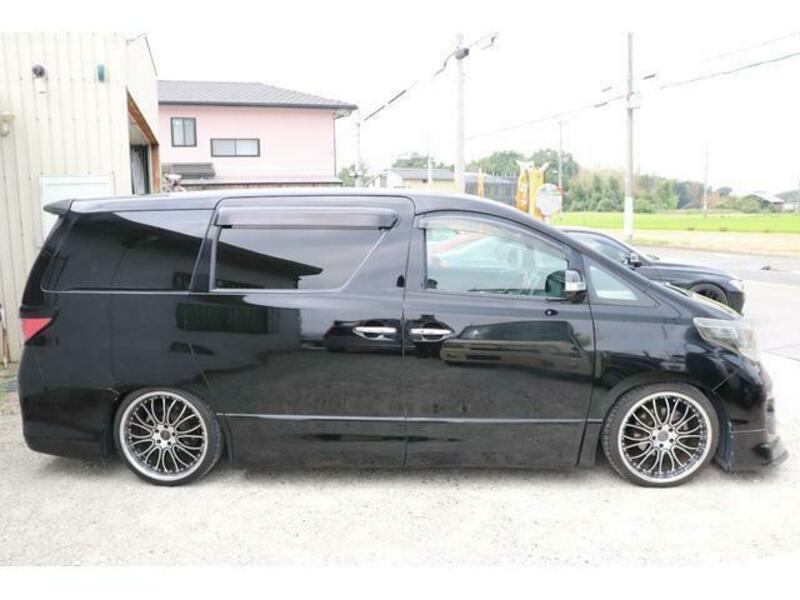 ALPHARD-8