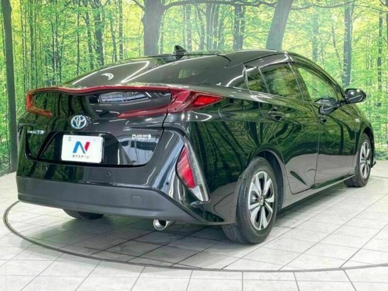 PRIUS PHV-17